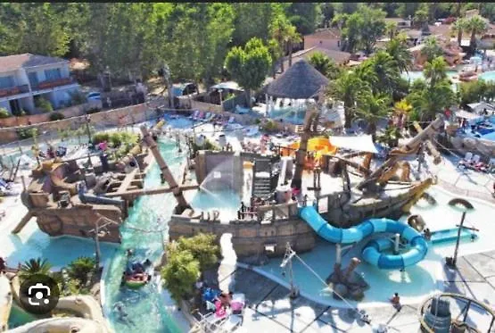 Mobil Les Sables D'or Kamp alanı *